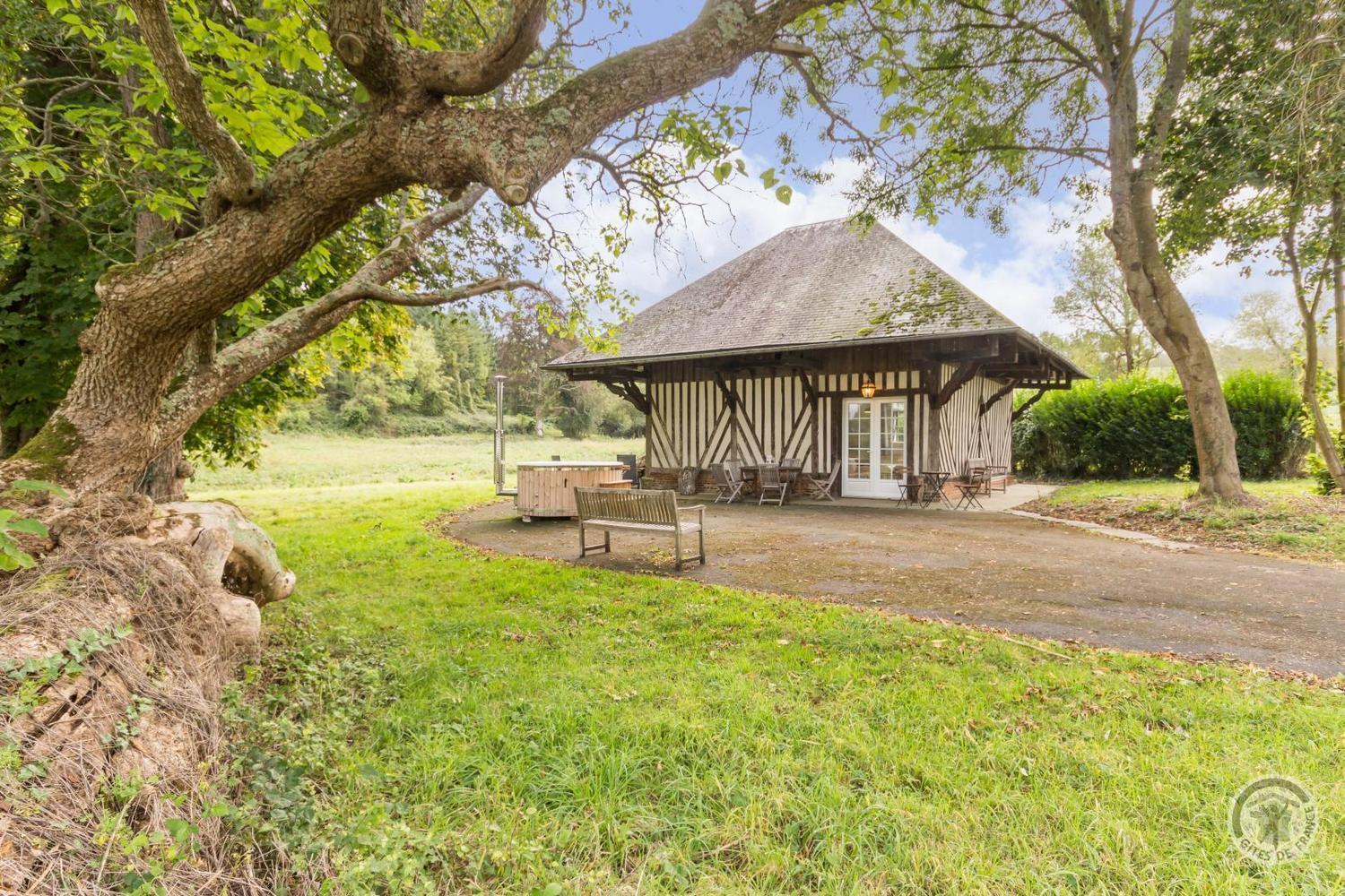 L'Atelier A L'Oree Des Bois Saint-Pierre-en-Auge Ngoại thất bức ảnh